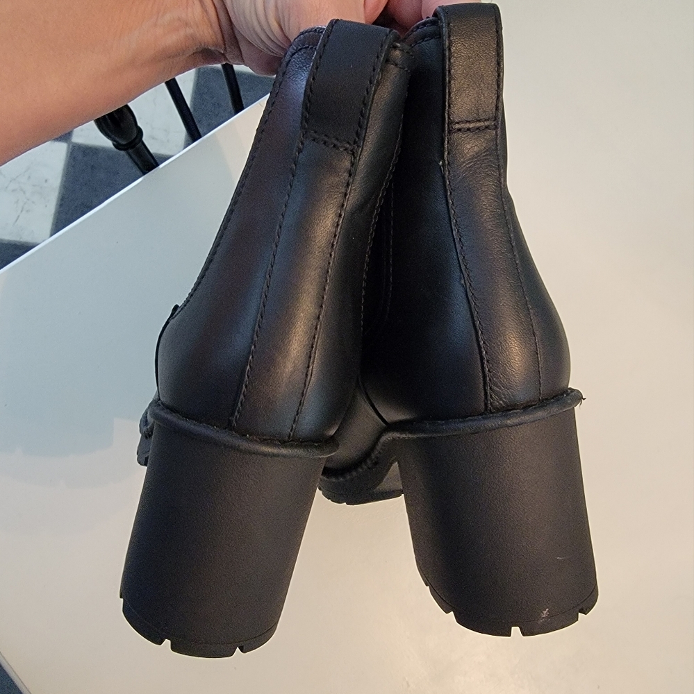 Vince Water Resistant Boots - Picture 6 of 14